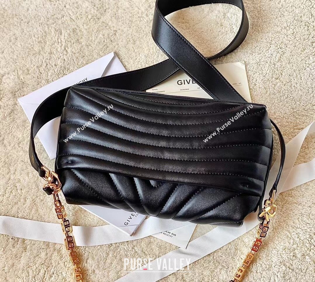 Givenchy Small 4G Soft bag in quilted leather with chain Black 2024 19935 (Ys-240314019)