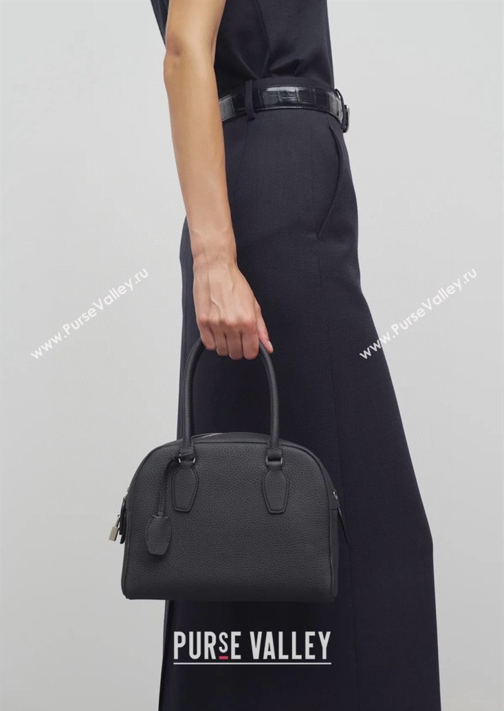 The Row India 10.00 Top Handle Bag in Smooth Leather Coffee Brown 2025 1740 (ningm-250927016)