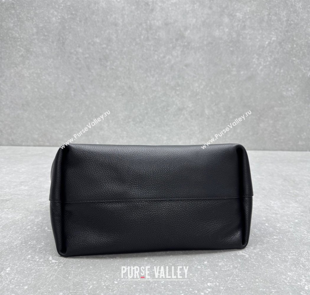 The Row Henri Shoulder Bag in Grained Leather Black 2025 1884 (ningm-250927021)