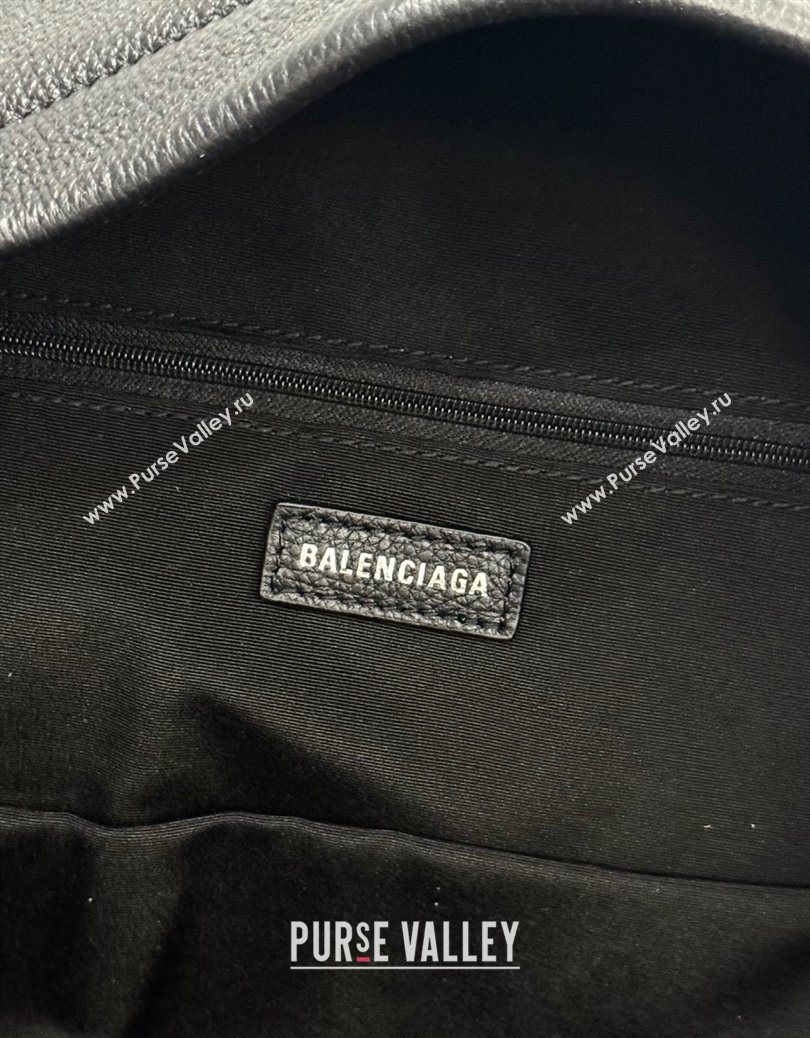 Balenciaga Everyday Backpack Bag in Black Litchee Grained Leather 2025105A (JM-251120145)