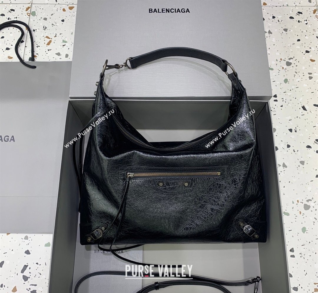 Balenciaga Le City Hobo Bag Medium in black Arena lambskin, brass hardware 2026 (JM-260122003)