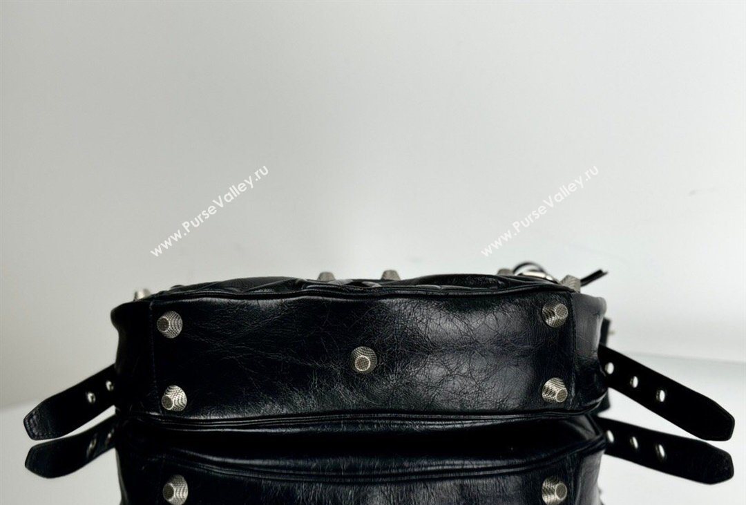 Balenciaga Le Cagole Shoulder Bag Small in Black Arena lambskin, aged-silver hardware 2026 BL701 (JM-260403012)
