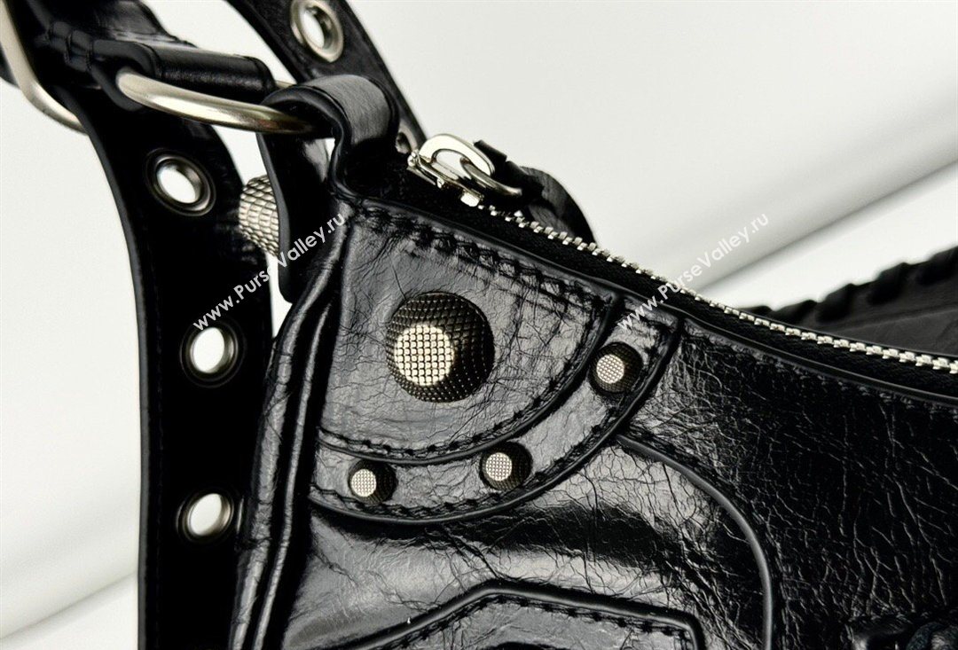Balenciaga Le Cagole Shoulder Bag Small in Black Arena lambskin, aged-silver hardware 2026 BL701 (JM-260403012)