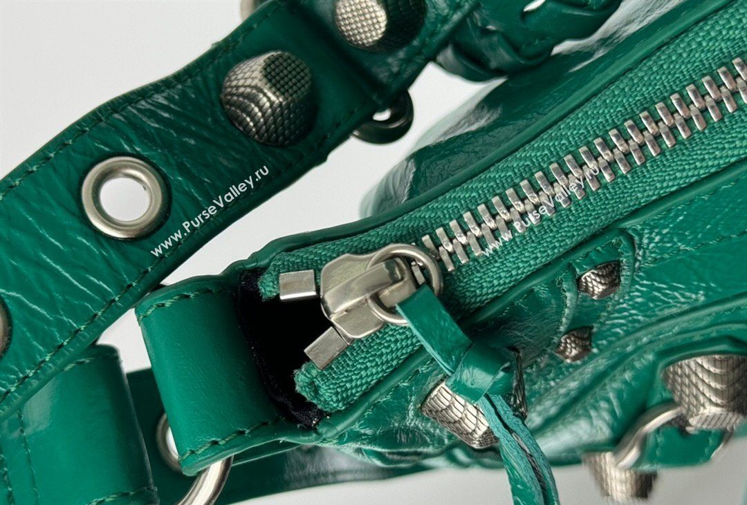 Balenciaga Le Cagole Shoulder Bag Small in Green Arena lambskin, aged-silver hardware 2026 BL701 (JM-260403016)