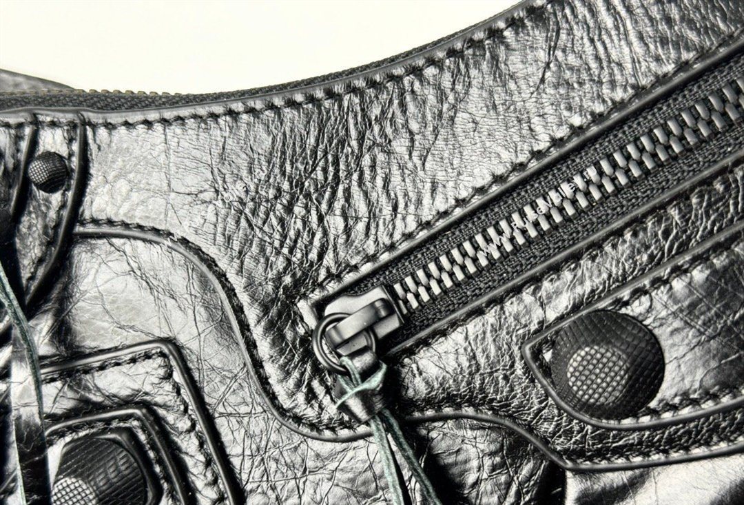 Balenciaga Le Cagole Shoulder Bag Small in Black Arena lambskin, black hardware 2026 BL701 (JM-260403014)