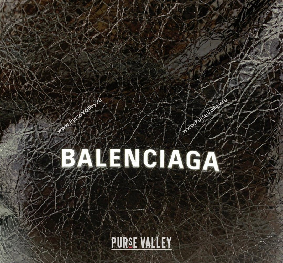 Balenciaga Mens Shopper Phone Holder Pouch in Black Arena lambskin, aged-silver hardware 2026 (JM-260403002)