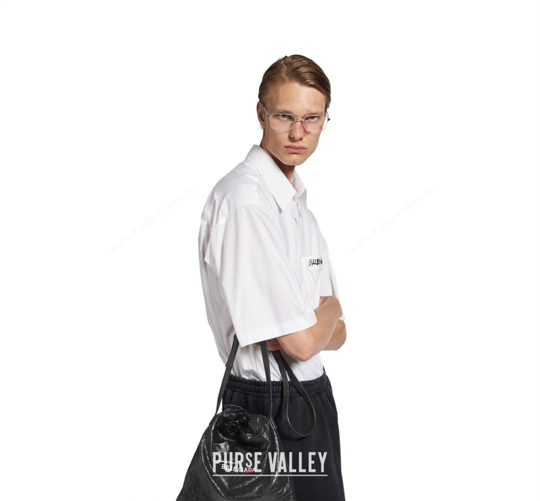 Balenciaga Mens Shopper Phone Holder Pouch in Black Arena lambskin, aged-silver hardware 2026 (JM-260403002)