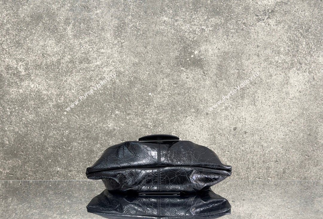 Balenciaga Pamela Shoulder Bag Small in Black Arena lambskin, aged-silver hardware 2026 0113 (JM-260403026)