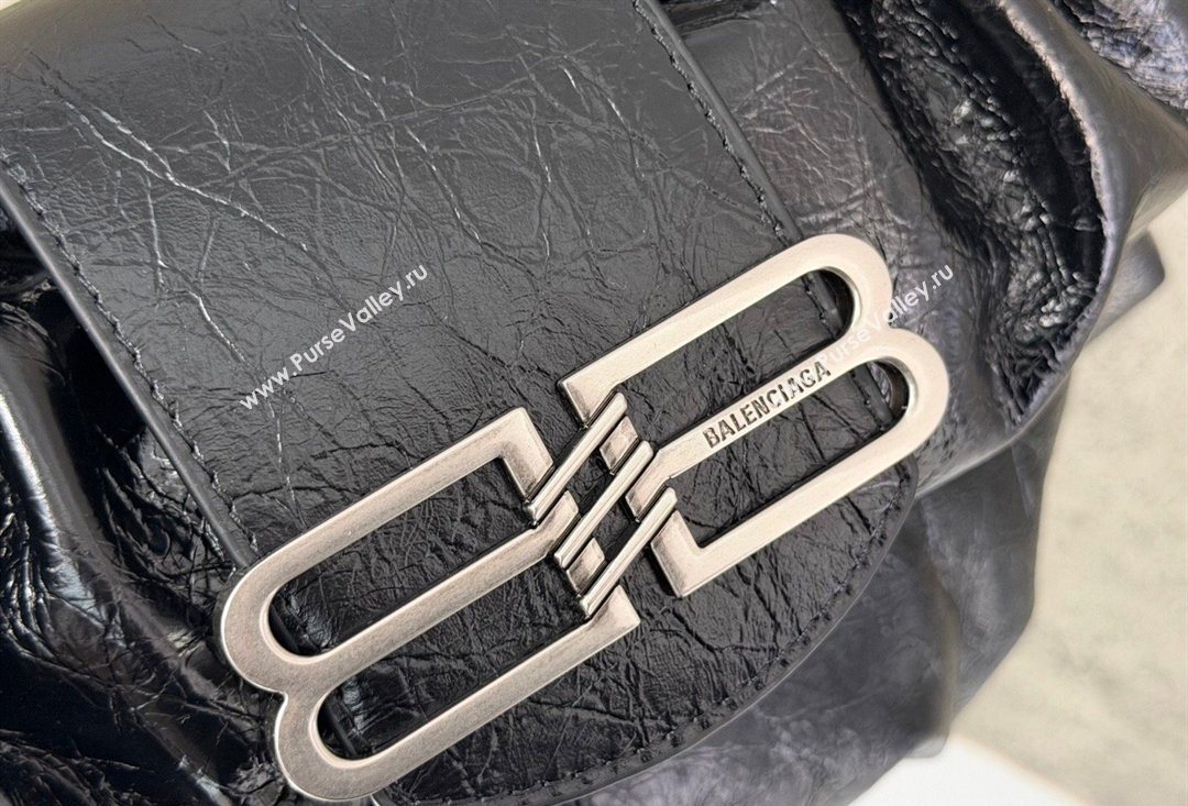 Balenciaga Pamela Shoulder Bag Medium in Black Arena lambskin, aged-silver hardware 2026 0112 (JM-260403028)