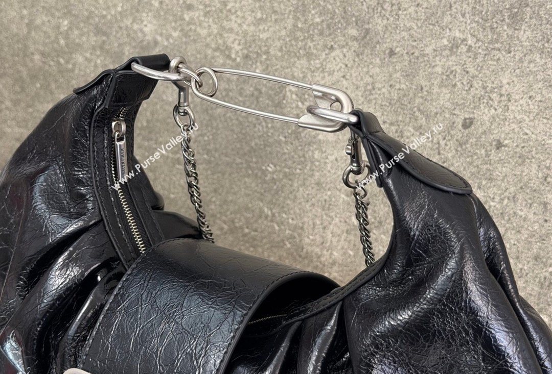 Balenciaga Pamela Shoulder Bag Medium in Black Arena lambskin, aged-silver hardware 2026 0112 (JM-260403028)