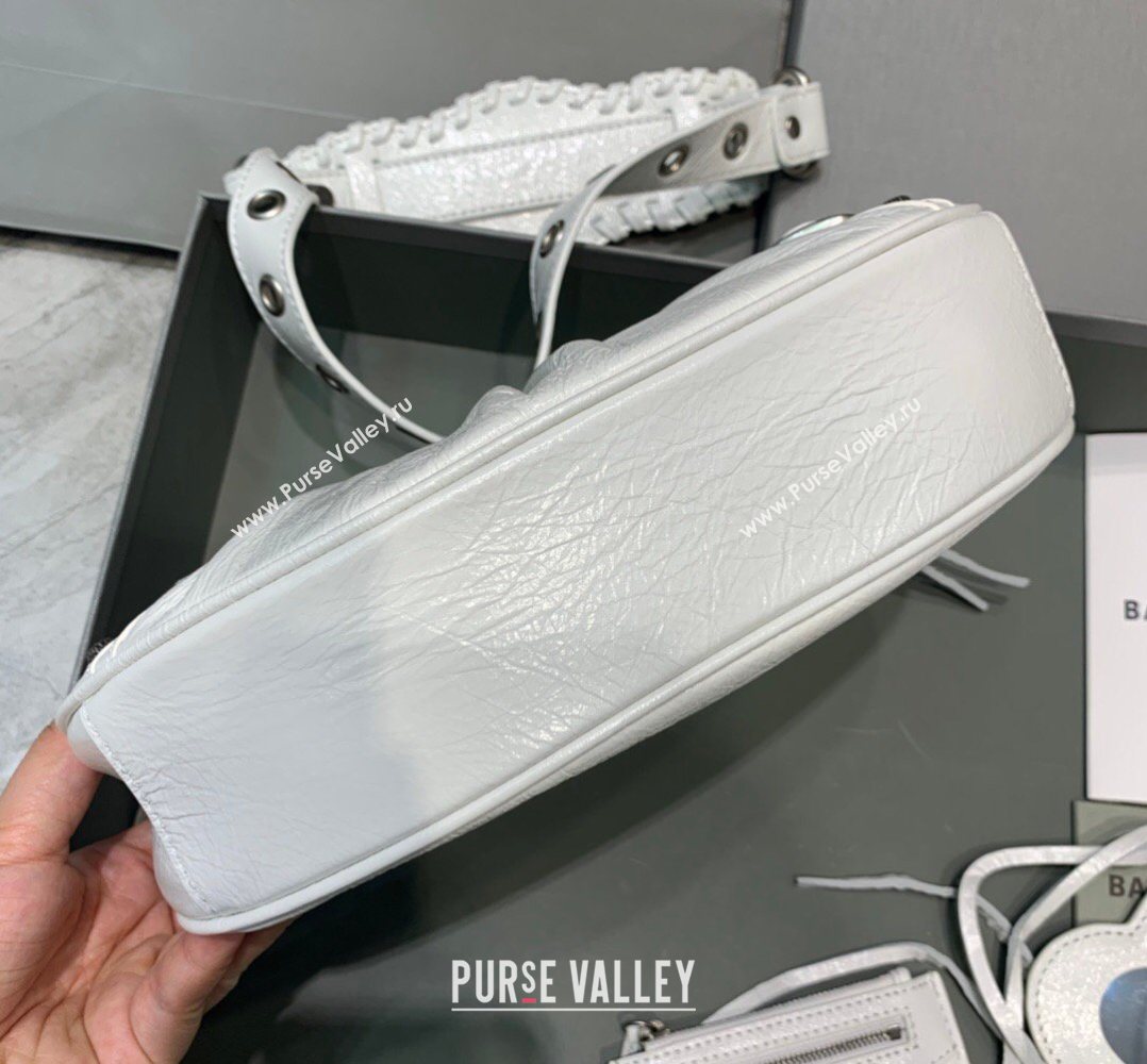 Balenciaga Le Cagole Shoulder Bag XS in White Lambskin Leather, aged-silver hardware 2026 180607 (JM-260403021)