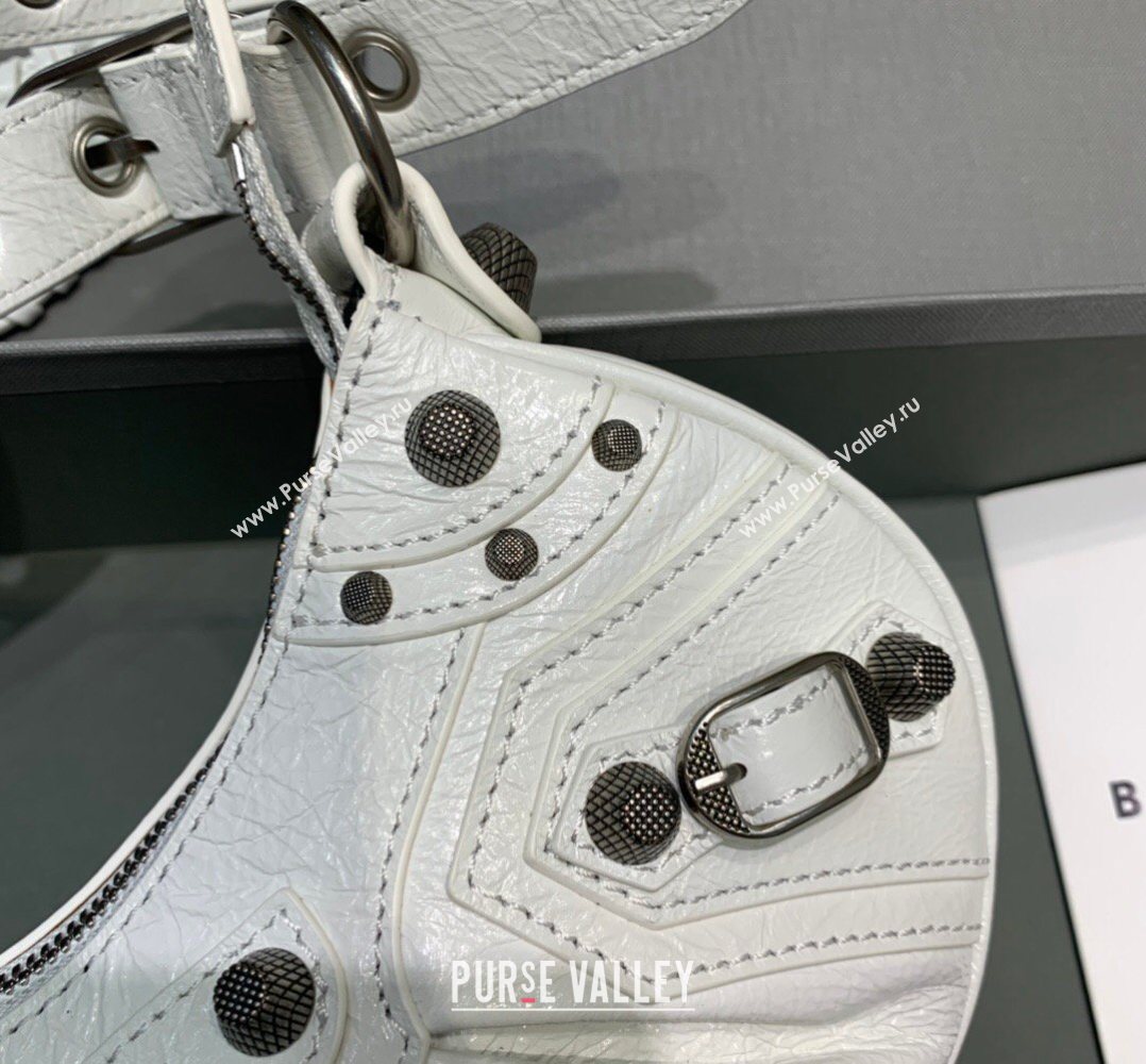 Balenciaga Le Cagole Shoulder Bag XS in White Lambskin Leather, aged-silver hardware 2026 180607 (JM-260403021)