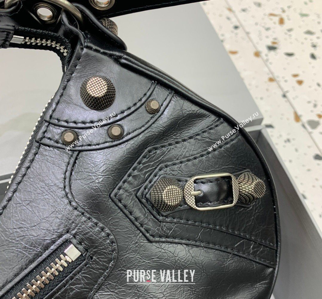 Balenciaga Le Cagole Shoulder Bag Small in Black Lambskin Leather, aged-silver hardware 2026 180607 (JM-260403024)