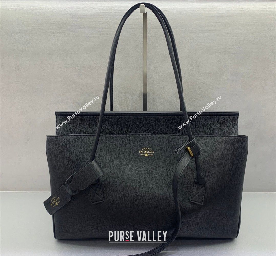 Balenciaga Carrie Carry All Bag in Black calfskin leather, aged-gold hardware 2026 (JM-260403042)