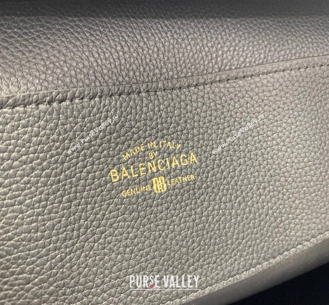 Balenciaga Carrie Carry All Bag in Black calfskin leather, aged-gold hardware 2026 (JM-260403042)