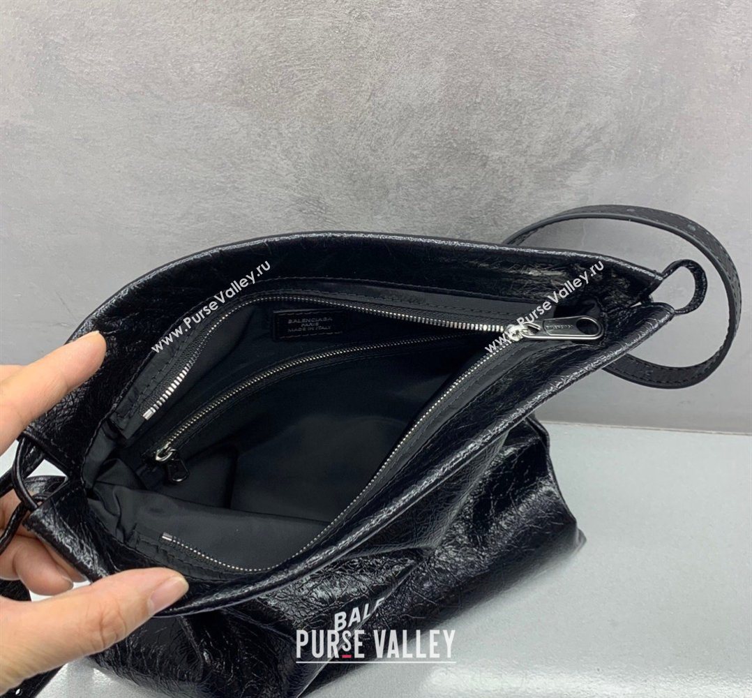 Balenciaga Shopper Medium Dust Bag Crossbody Pouch in Black Arena lambskin, aged-silver hardware 2026 (JM-260403004)