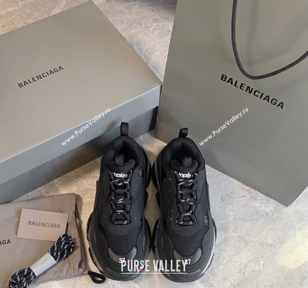 Balenciaga Triple S Clear Sole Trainers Sneakers in Suede and Mesh Black/Silver 2024 (KL-240223029)