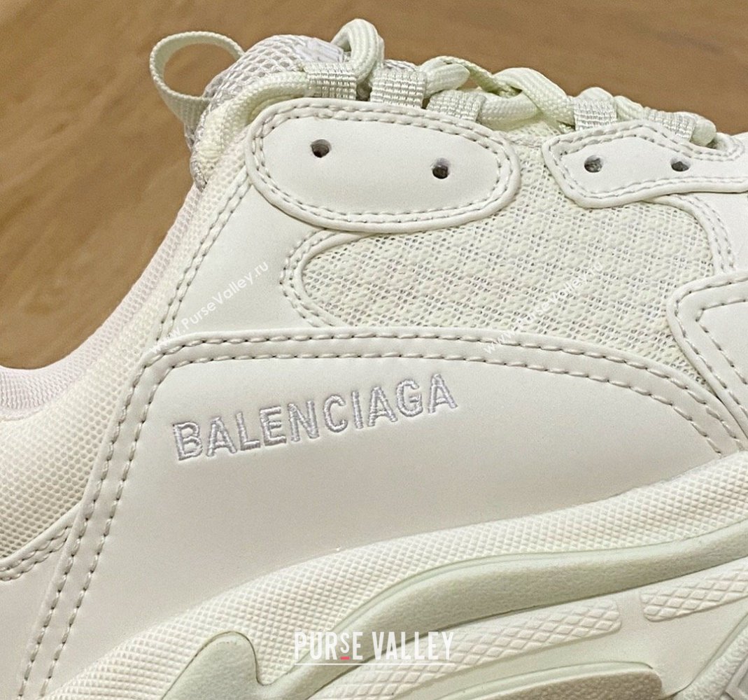 Balenciaga Triple S Trainers Sneakers in Leather and Mesh Luminous/White 2024-22 (KL-240223035)