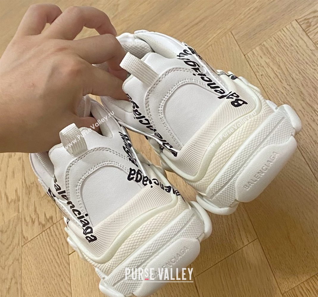 Balenciaga Triple S Trainers Sneakers in Calf Leather Signature/White 2024-22 (KL-240223036)