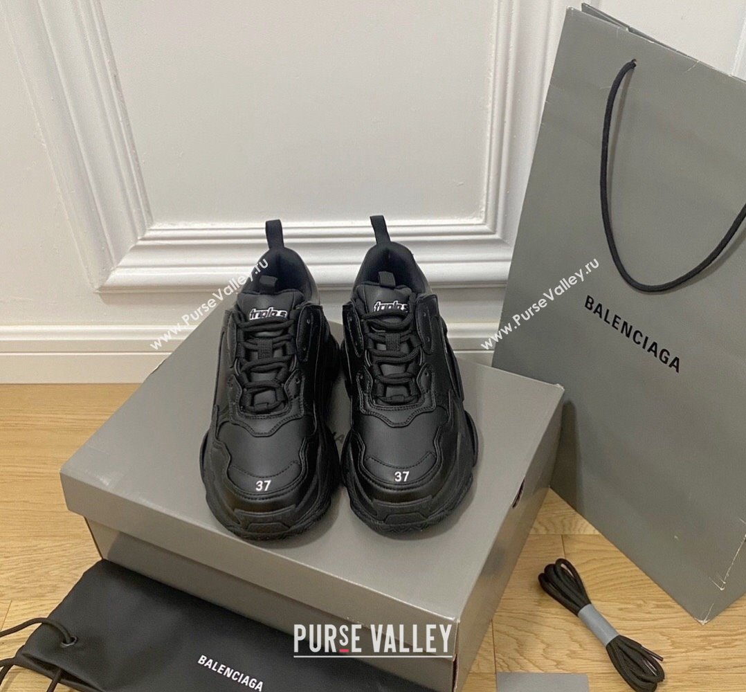 Balenciaga Triple S Trainers Sneakers in Calf Leather Black 2 2024-22 (KL-240223043)