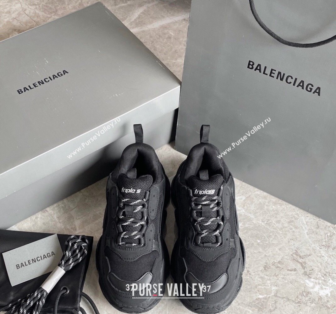 Balenciaga Triple S Trainers Sneakers in Leather and Mesh Black 2 2024-21 (KL-240223055)