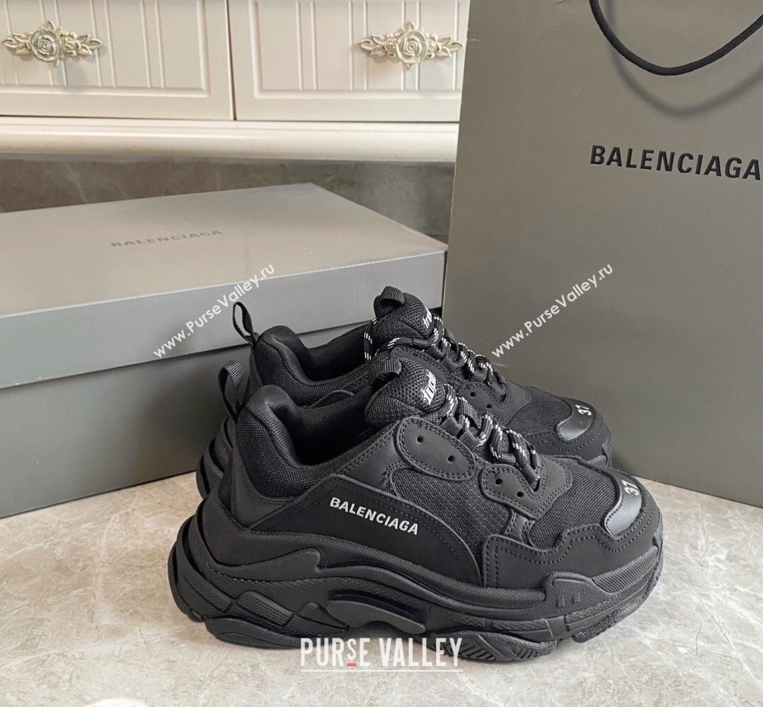 Balenciaga Triple S Trainers Sneakers in Leather and Mesh Black 2 2024-21 (KL-240223055)