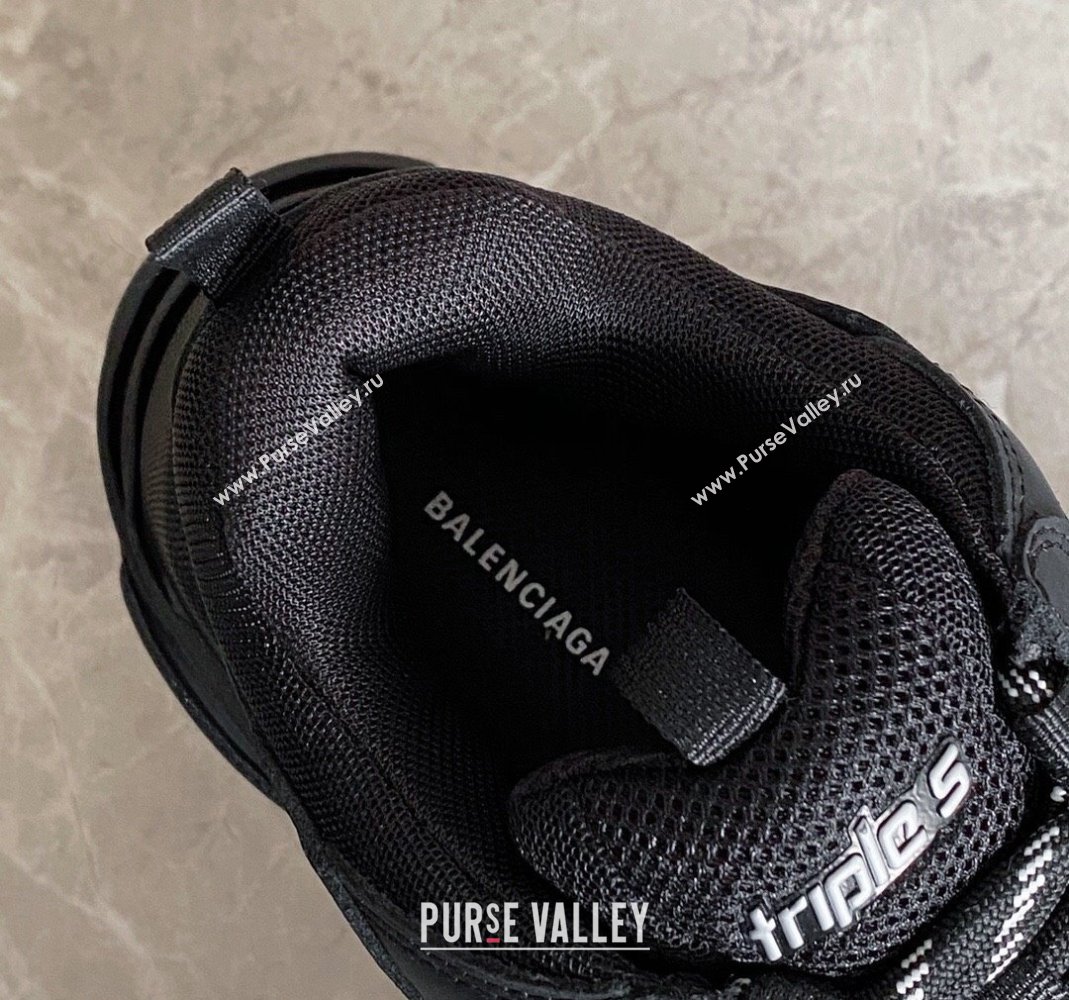 Balenciaga Triple S Trainers Sneakers in Leather and Mesh Black 2 2024-21 (KL-240223055)