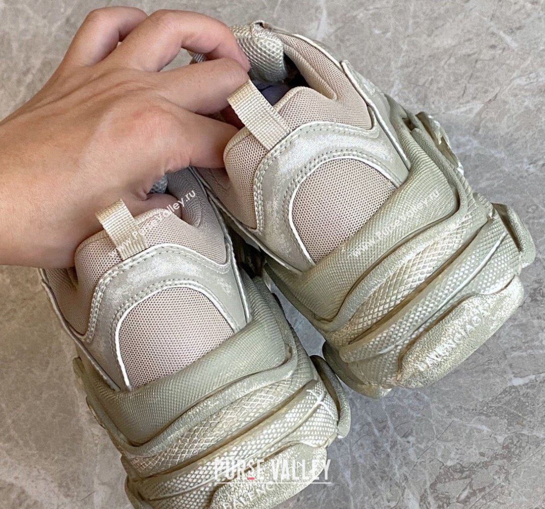 Balenciaga Triple S Trainers Sneakers in Leather and Mesh Distressed Beige 2024-21 (KL-240223060)