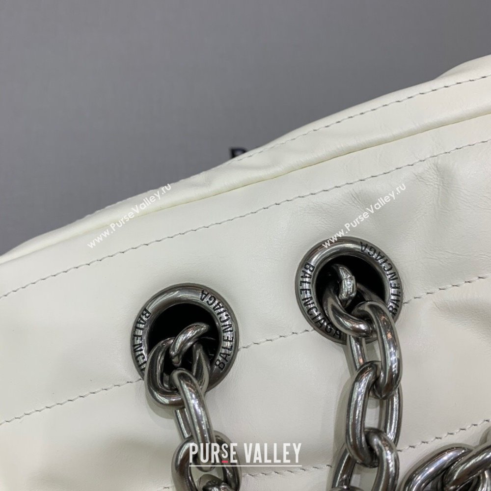 Balenciaga Monaco Medium Chain Bag in off white quilted thin calfskin, aged-silver hardware 2023 (JM-231211108)