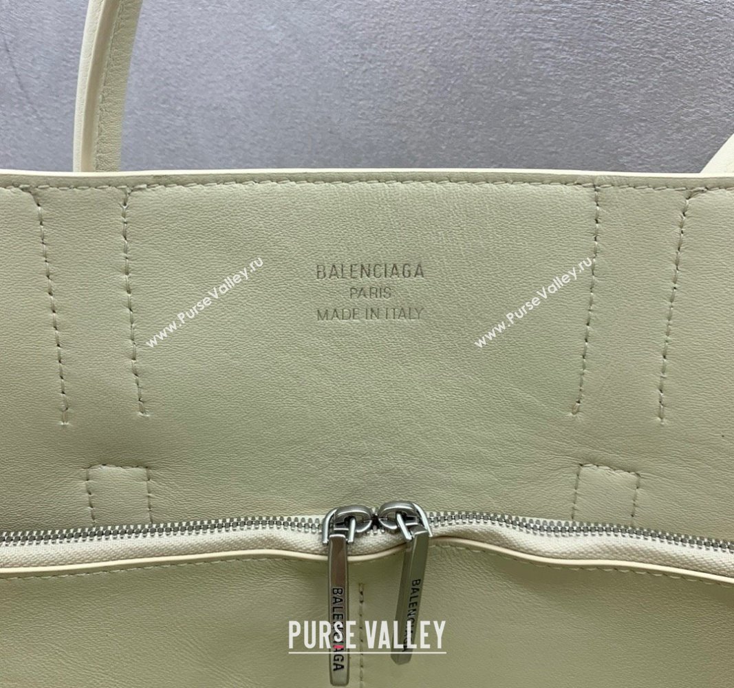 Balenciaga Bel Air Medium Carry All Bag in Smooth Calfskin White/Silver 2024 (JM-240919058)