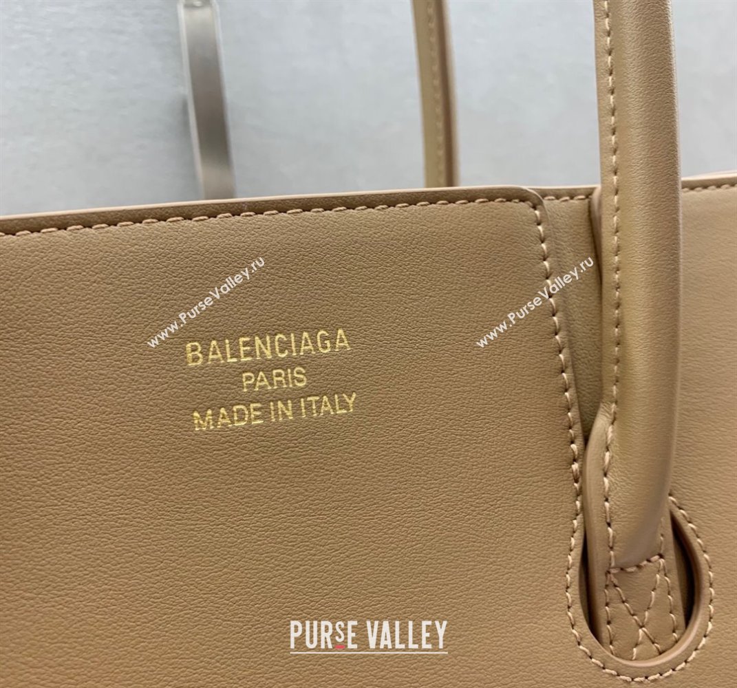 Balenciaga Bel Air Medium Carry All Bag in latte beige smooth calfskin, aged-gold hardware 2025 (JM-250408095)