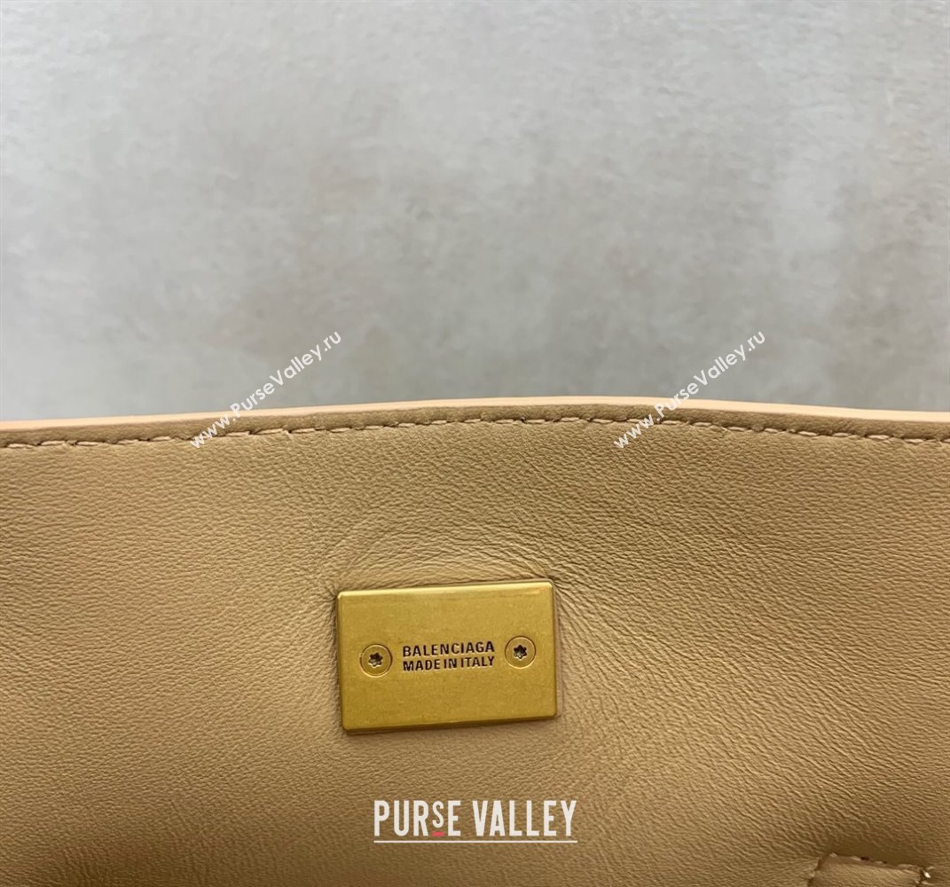 Balenciaga Bel Air Medium Carry All Bag in latte beige smooth calfskin, aged-gold hardware 2025 (JM-250408095)