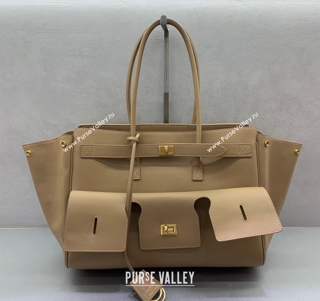 Balenciaga Bel Air Medium Carry All Bag in latte beige smooth calfskin, aged-gold hardware 2025 (JM-250408095)