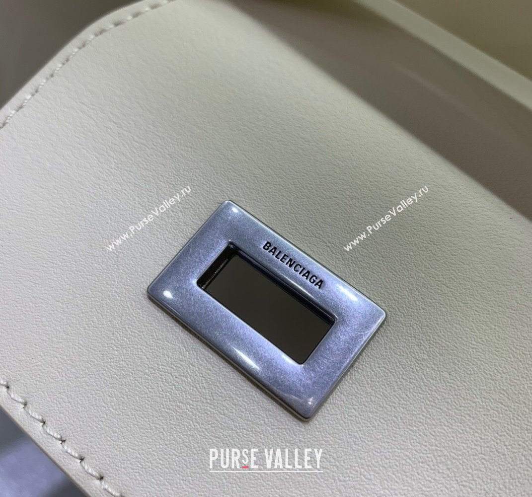 Balenciaga Bel Air Medium Carry All Bag in white smooth calfskin, aged-silver hardware 2025 (JM-250408102)