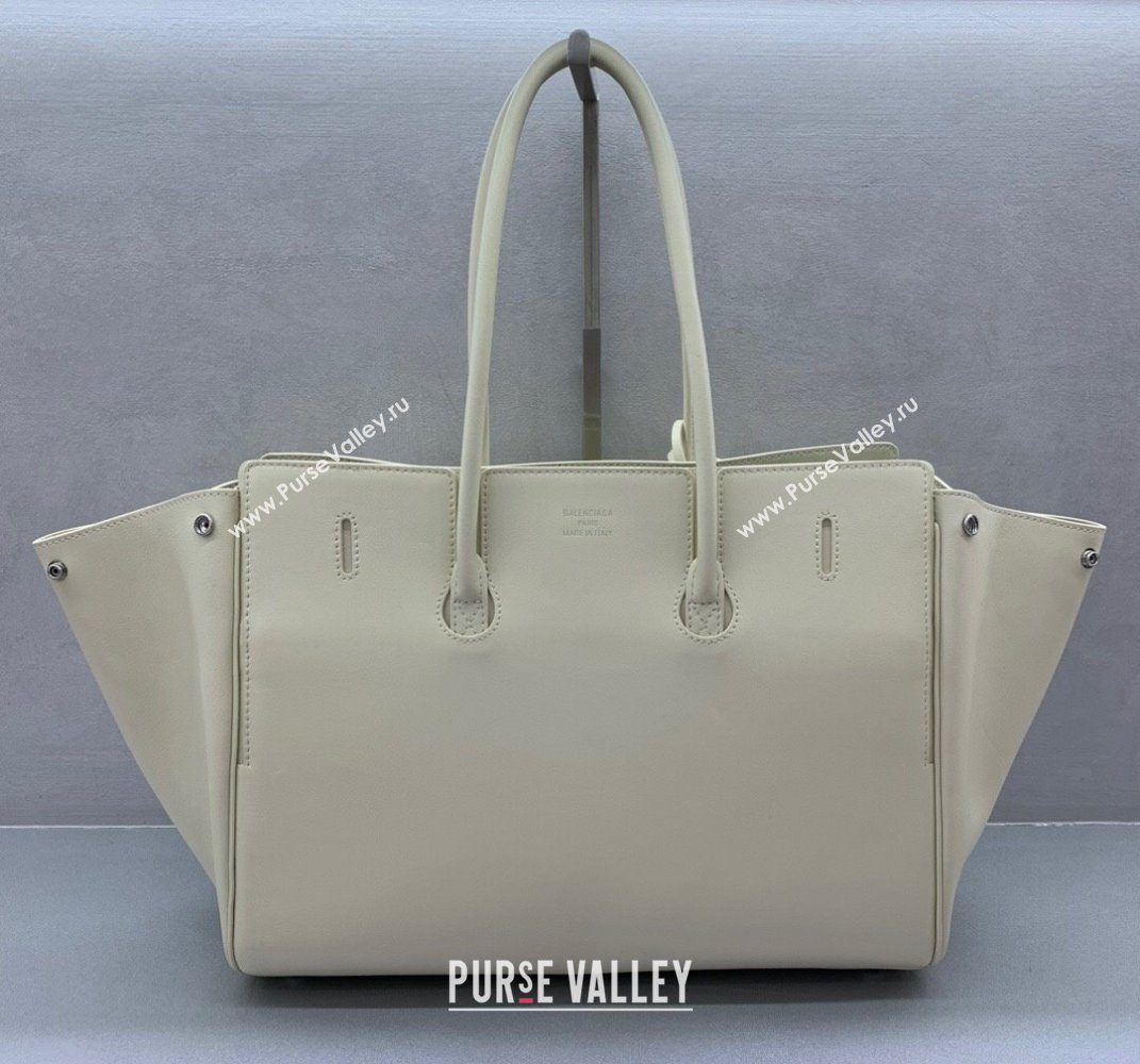 Balenciaga Bel Air Medium Carry All Bag in white smooth calfskin, aged-silver hardware 2025 (JM-250408102)