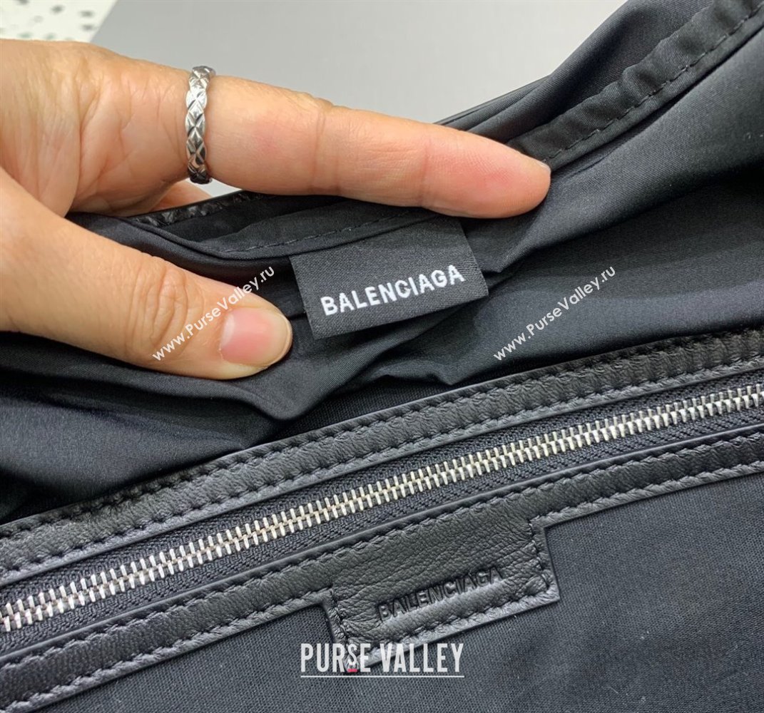 Balenciaga Neo Cagole XL Plus Tote Bag in Black Arena lambskin, aged-silver hardware 2025 (JM-250408103)