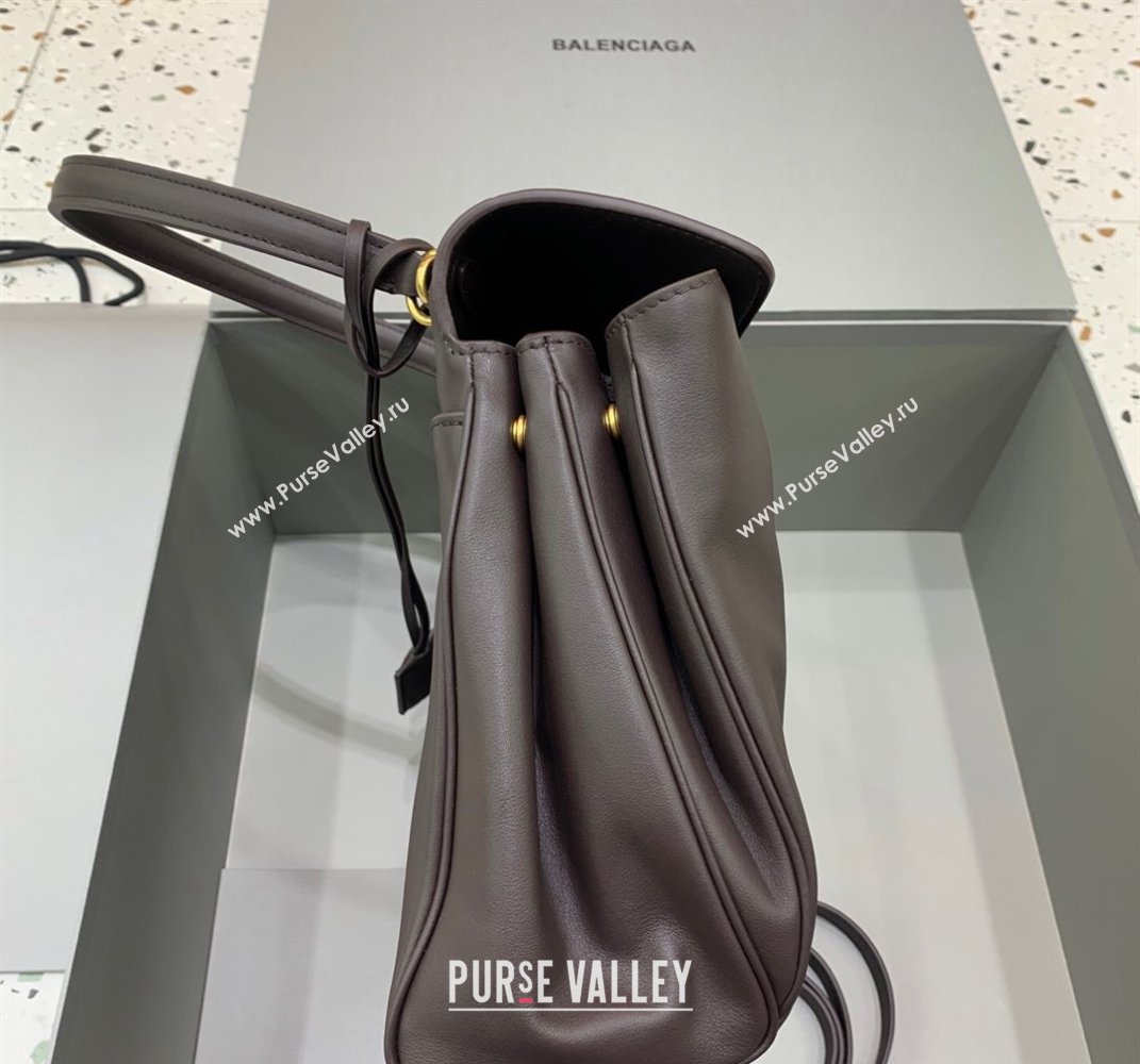 Balenciaga Rodeo Medium Handbag in smooth calfskin Coffee/Aged Gold 2024 78972 (JM-250408104)