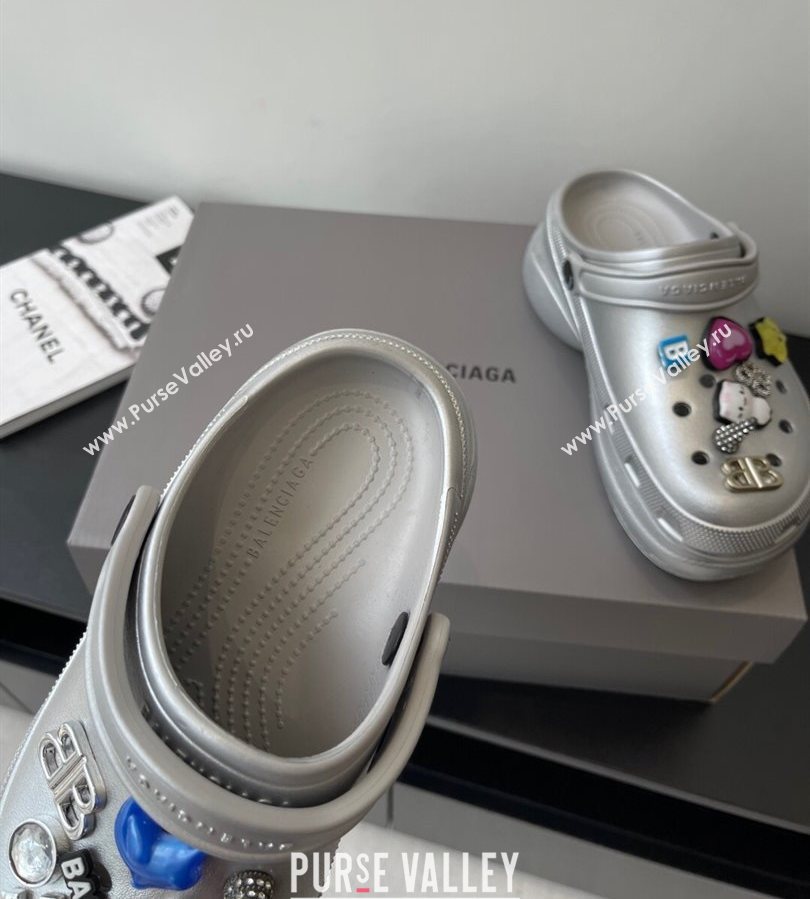 Balenciaga Crocs Mule in Silver Rubber with Charms 1 2025 (HQG-250708116)