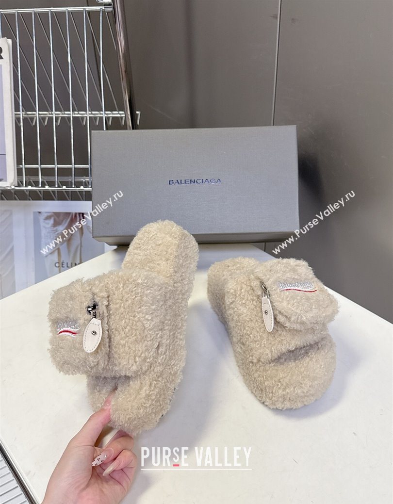 Balenciaga Shearling-Like Platform Slides Sandal Beige 2025 0827 (MD-250827016)