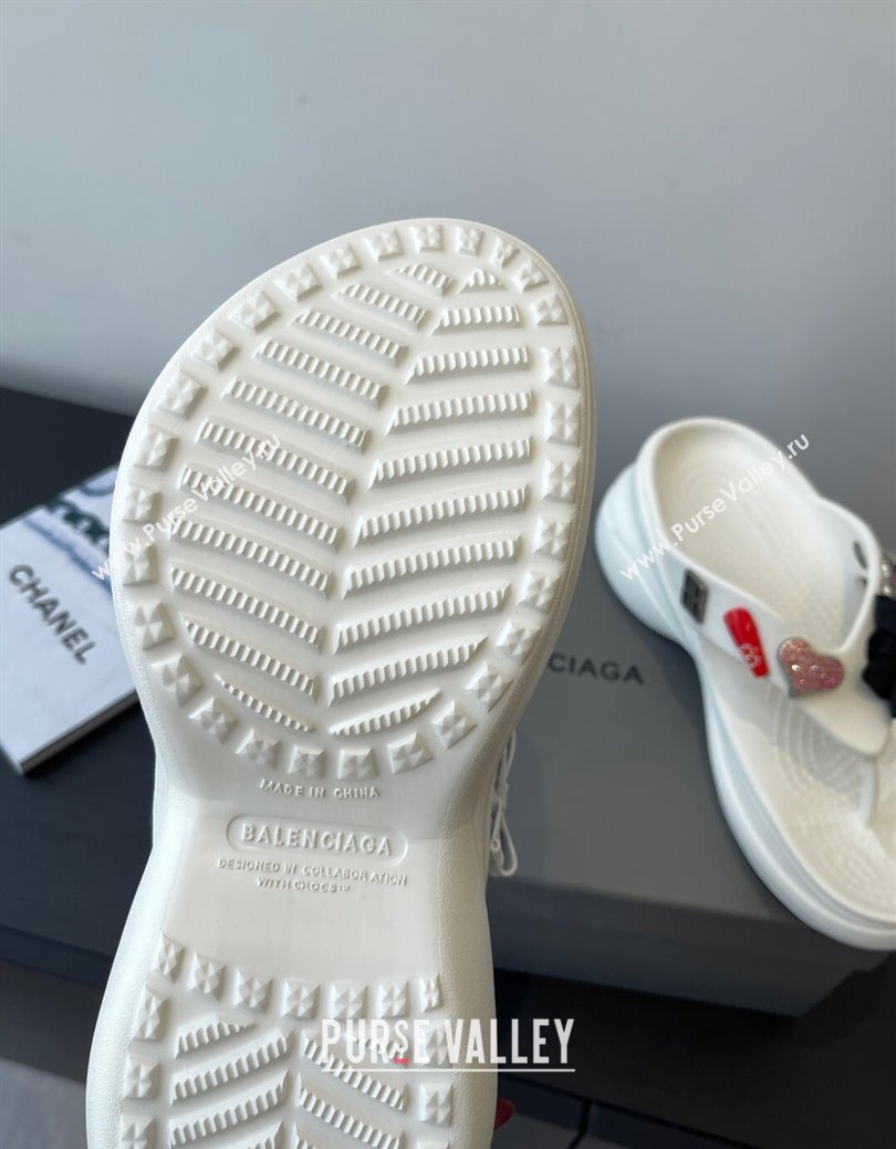 Balenciaga Womens Crocs™ Thong Slides Sandal in Rubber with Charm White 2025 (MD-250827022)