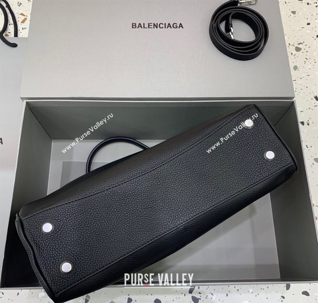 Balenciaga Rodeo Medium Handbag in black grained calfskin leather, aged-silver hardware 2025 78972 (JM-250926106)
