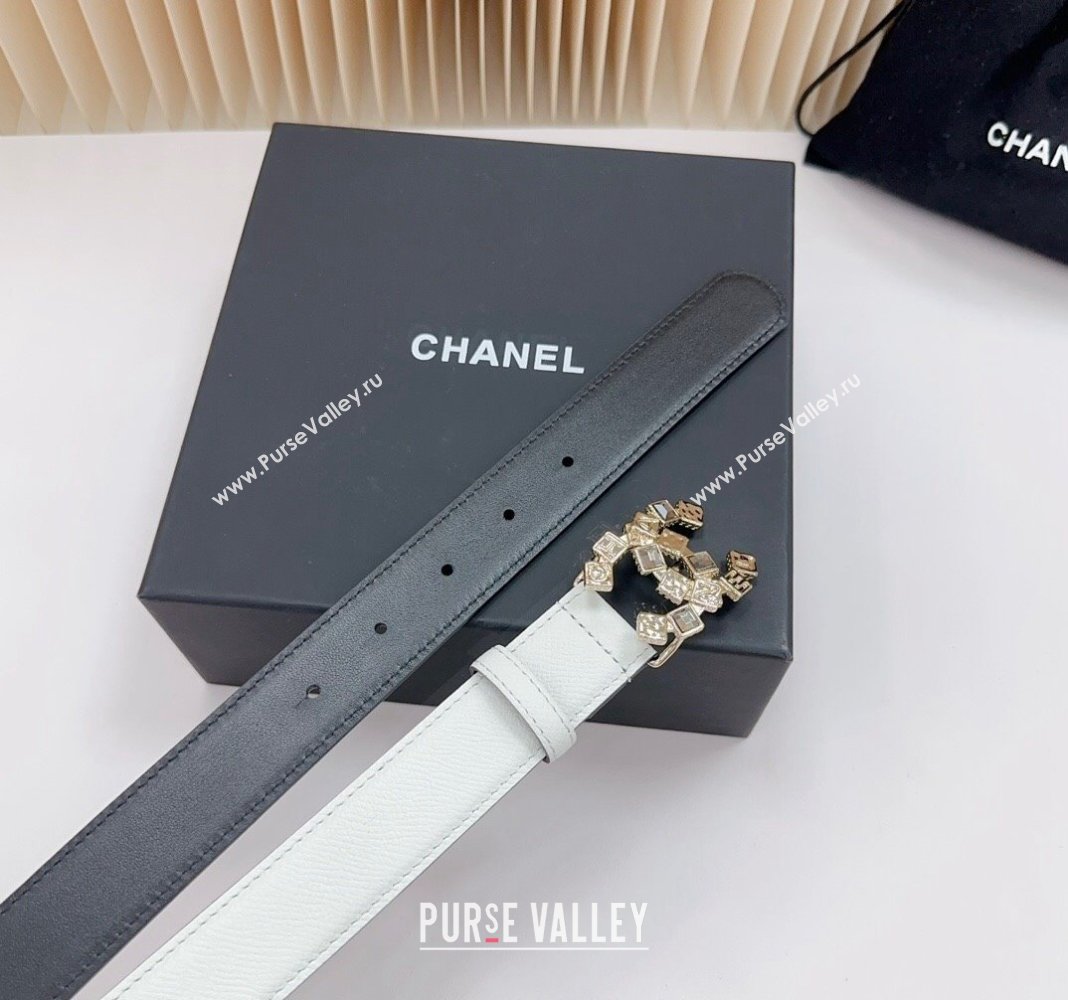 Chanel Belt 3cm with Square Strass CC Buckle in Grained Calfskin White 2024 0617 (99-240617044)