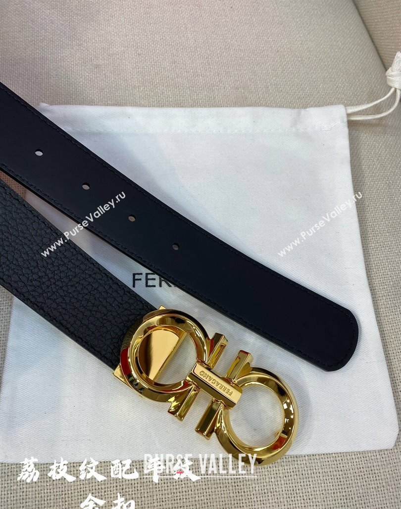 Ferragamo Belt 3.5cm in Reversible Black Litchi-Grained and Smooth Leather Shiny Gold 2024 0615 (99-240615045)