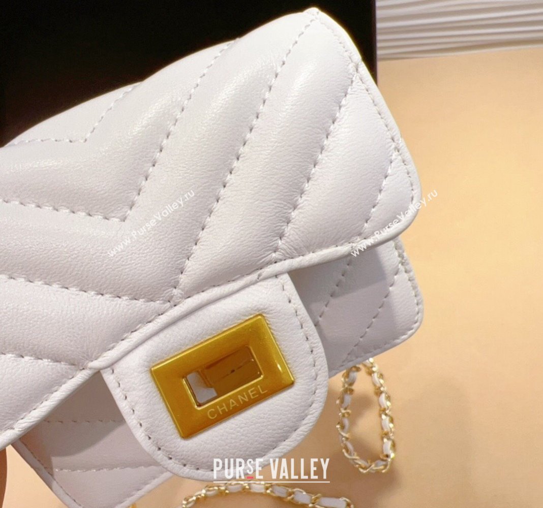 Chanel Boy Chevron Lambskin Chain Belt Bag White 2024 0708 (99-240708005)