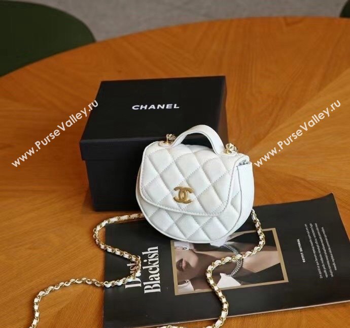 Chanel Quilted Calfskin Clutch with Chain and Top Handle White 2024 CH102209 (99-241022136)