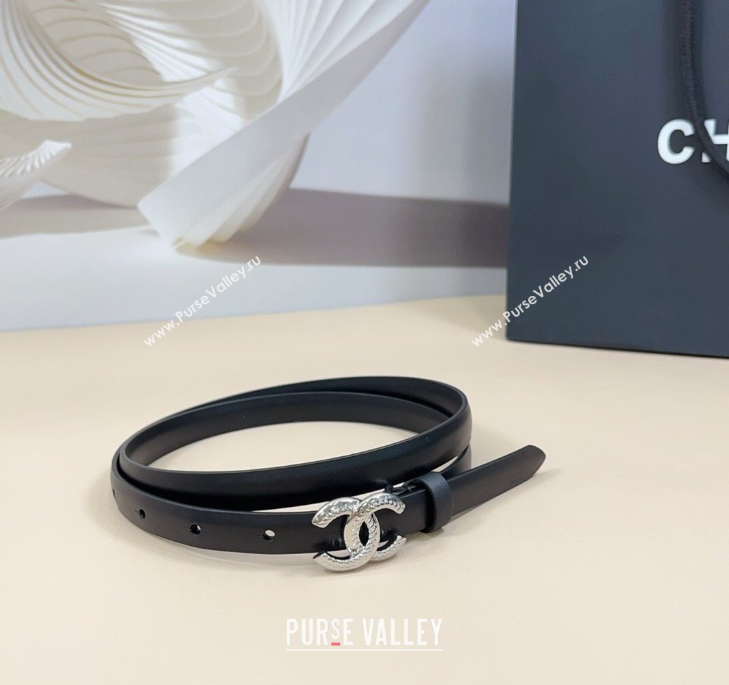 Chanel Calfskin Leather Belt 1.5cm with Engraved CC Buckle Black/Silver 2025 CH010907 (99-250109110)