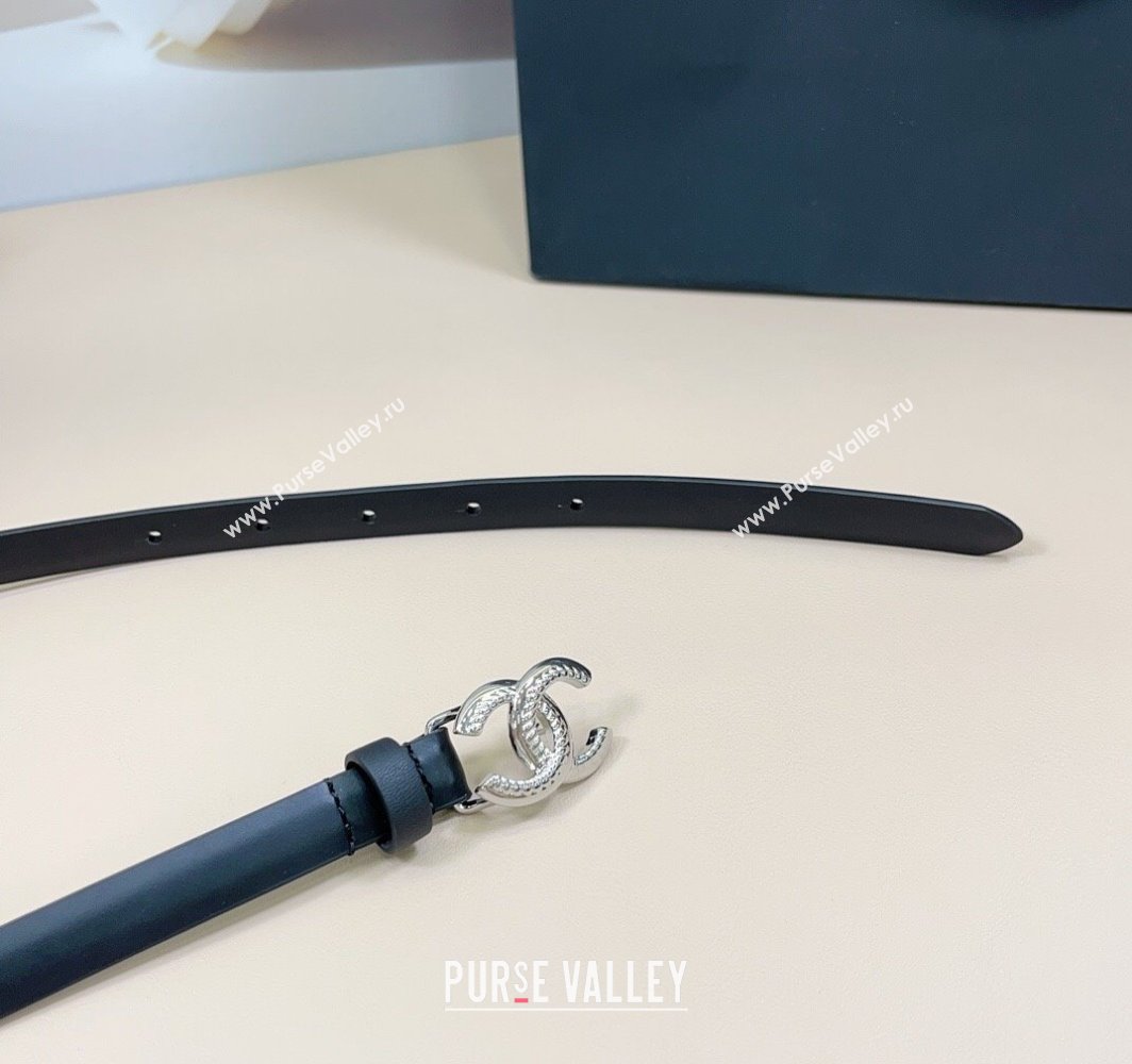 Chanel Calfskin Leather Belt 1.5cm with Engraved CC Buckle Black/Silver 2025 CH010907 (99-250109110)