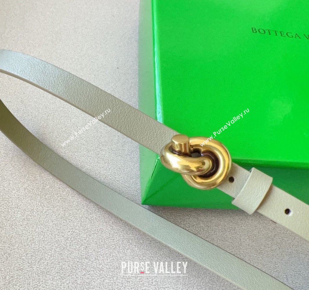 Bottega Veneta Womens Soft Calfskin Belt 1.5cm with Knot Buckle Travertine Green/Gold 2025 0315 (99-250315087)