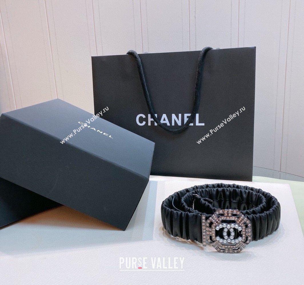 Chanel Stretch Soft Calfskin Belt 3cm with Strass and Pearls Buckle Black/Gunmetal 2025 0315 (99-250315022)