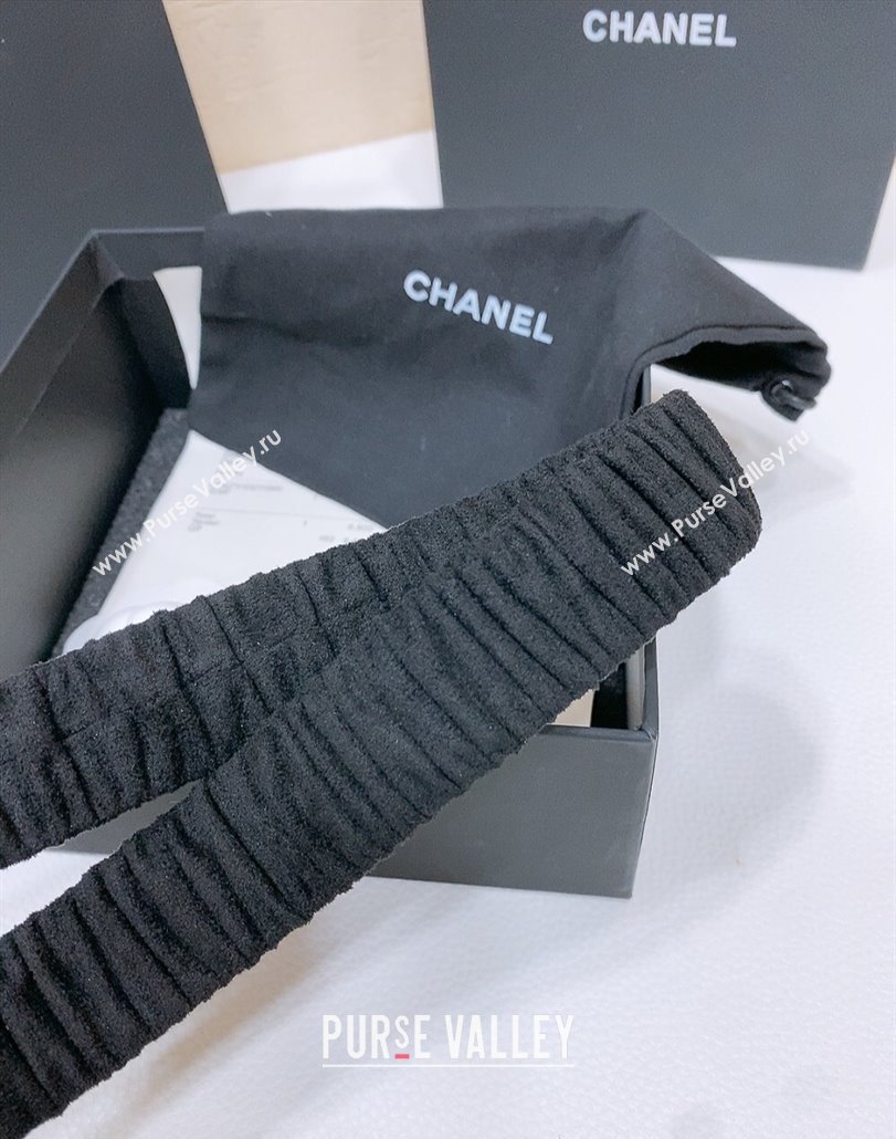 Chanel Stretch Suede Belt 3cm with White and Gold CC Buckle Black 2025 (99-250315039)